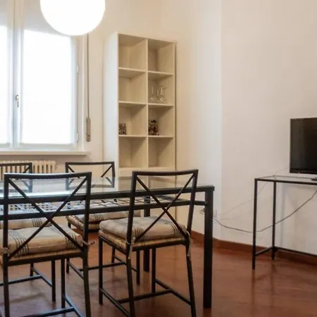 Apartment Modern One Bedroom Milan