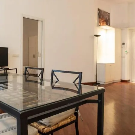 Modern One Bedroom *